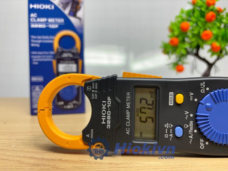 Hioki 3280-10F có thiết kế nhỏ gọn