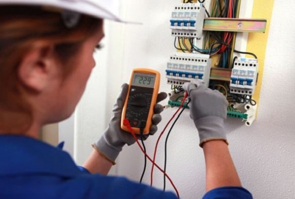 Nguyên tắc an toàn trong khi sửa chữa điện cho thợ điện